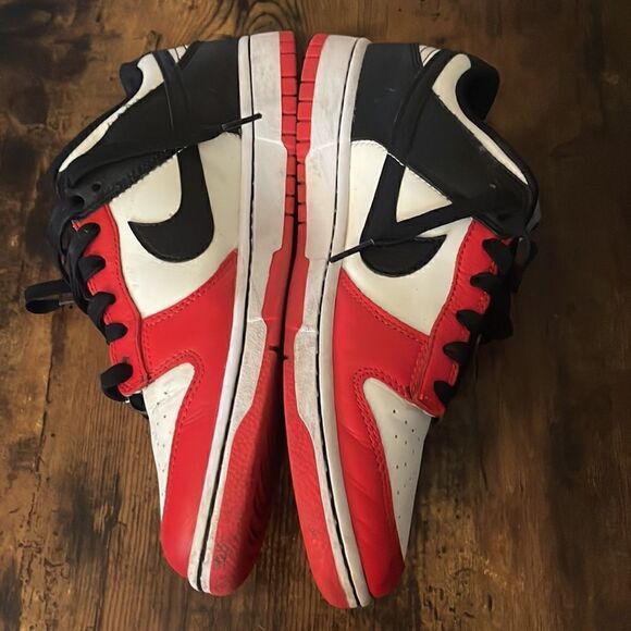 Nike Dunk Low EMB NBA 75th Anniversary Chicago Size 9 / great condition - Picture 9 of 13